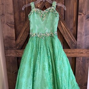 Girls pageant dress